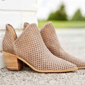 New Lucky Brand Larna Perforated Booties